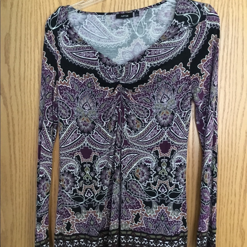 Apt. 9 V neck Rayon top